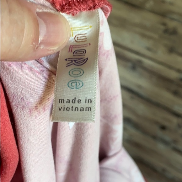 LuLaRoe TC fairy leggings! - Picture 3 of 4